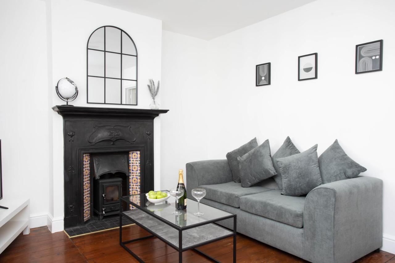 30 Percent Off Monthly Stays - City Centre - 3 Bedrooms St Albans Екстериор снимка