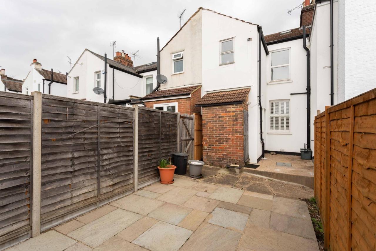 30 Percent Off Monthly Stays - City Centre - 3 Bedrooms St Albans Екстериор снимка